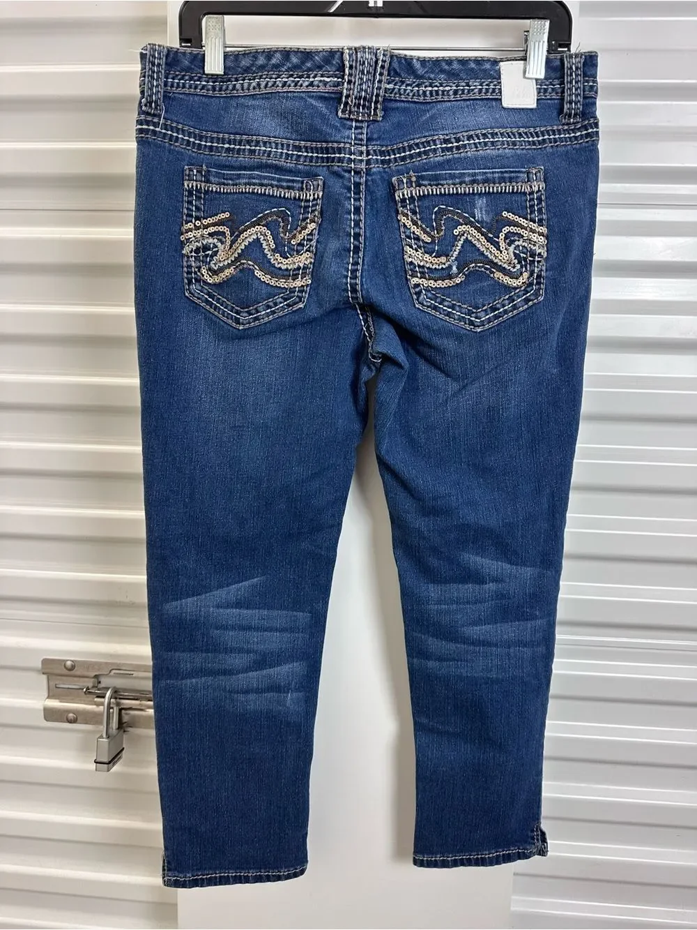 Maurices Women's Medium Blue Cropped Stretch Skinny Jeans
